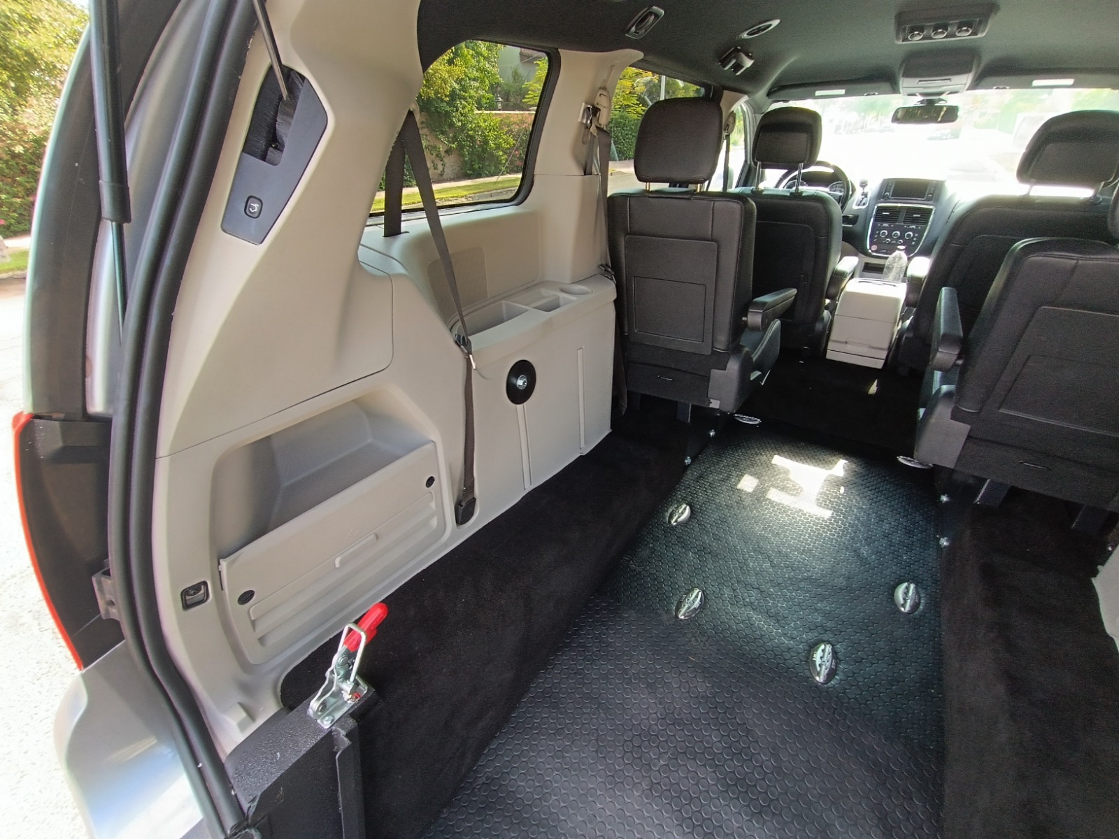 
								2019 Dodge Grand Caravan SXT full									