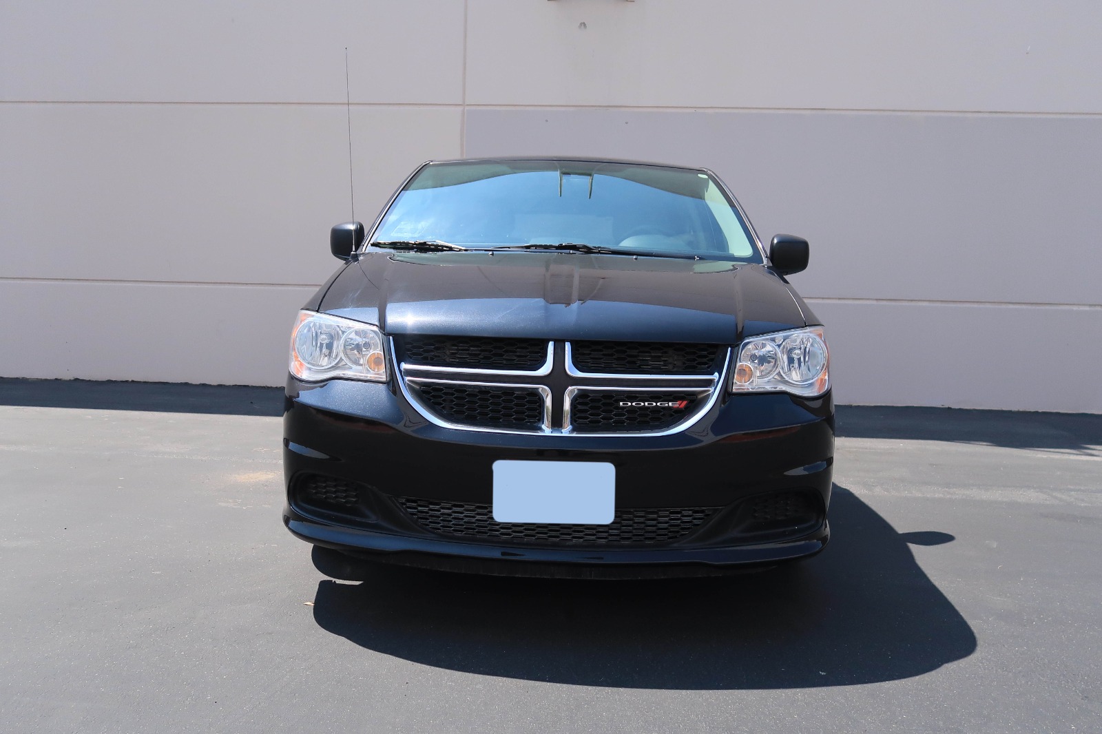 
								2020 Dodge Grand Caravan SE full									