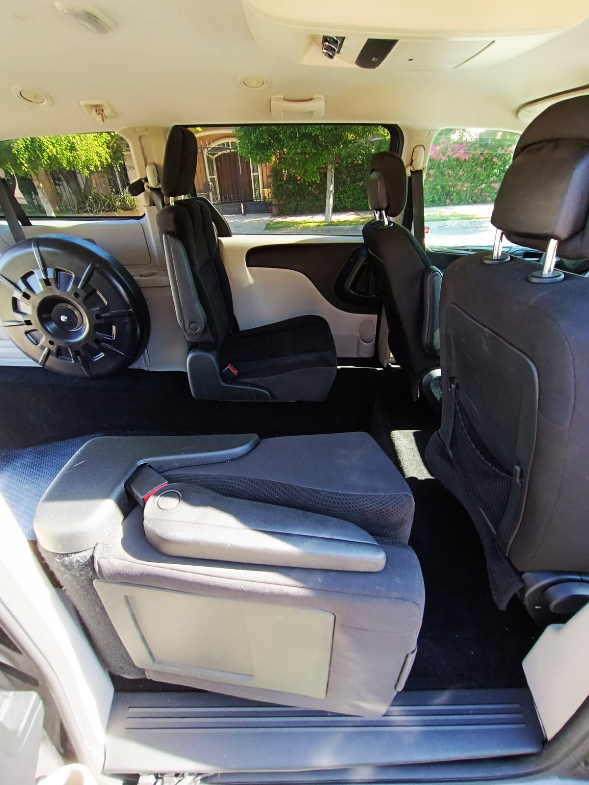 
								2018 Dodge Grand Caravan SE full									