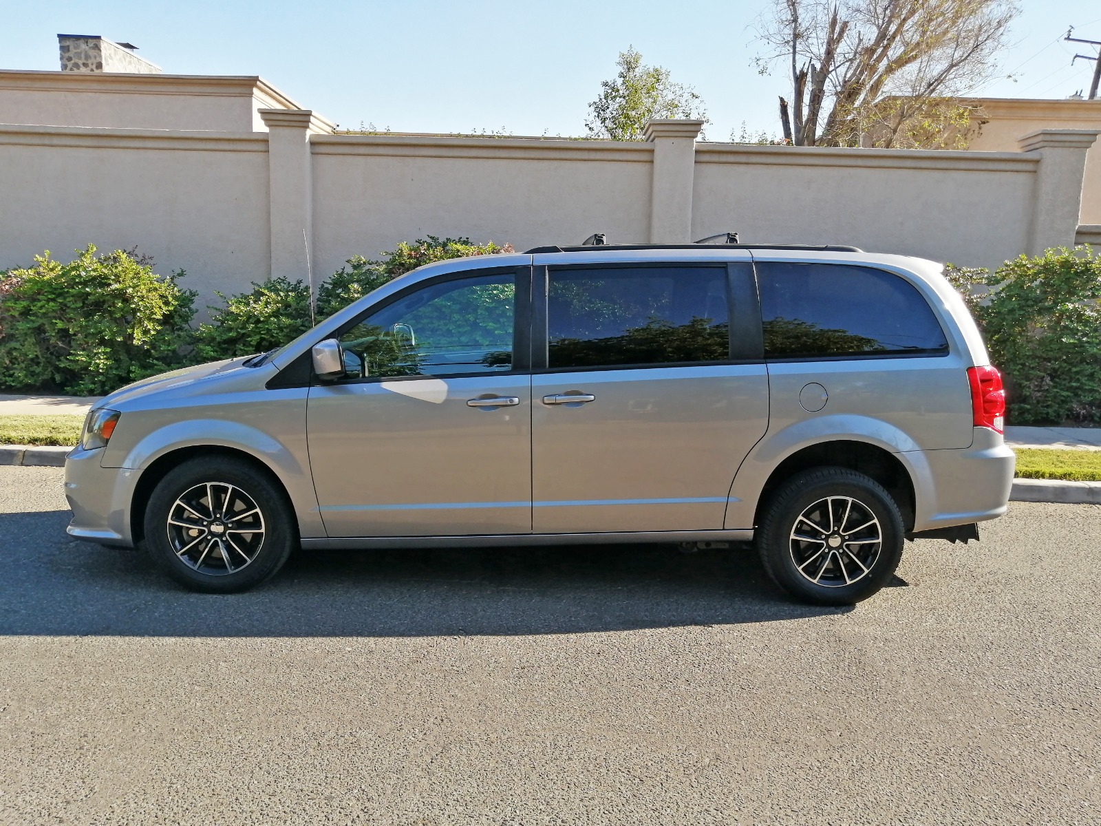 
								2019 Dodge Grand Caravan GT full									