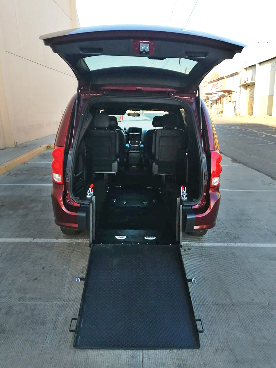 
								2015 Dodge Grand Caravan GT full									